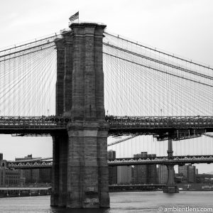Brooklyn Bridge Tower in New York (BW SQ)