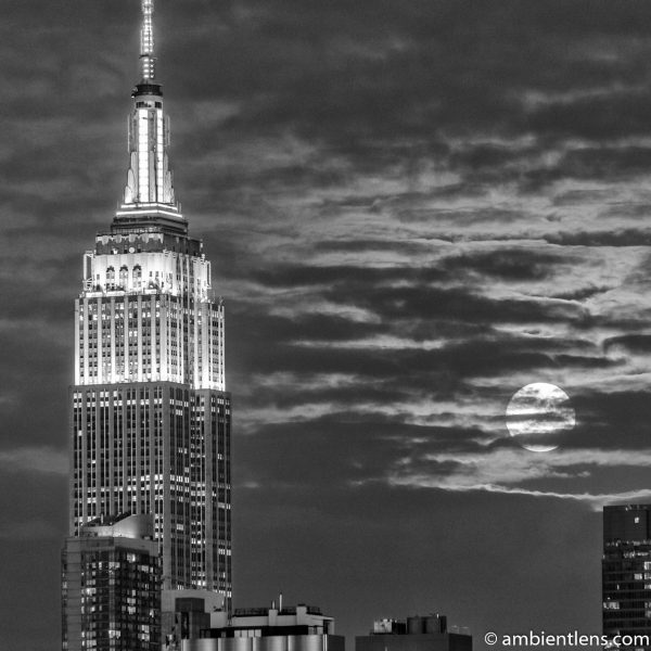 Moonrise over Manhattan, New York 6 (BW SQ)