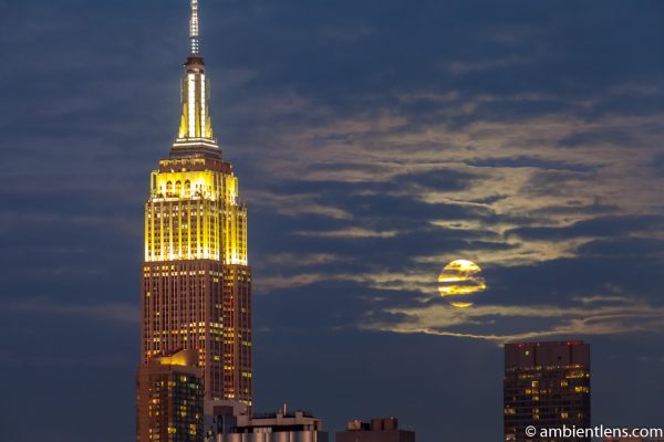 Moonrise over Manhattan, New York 6