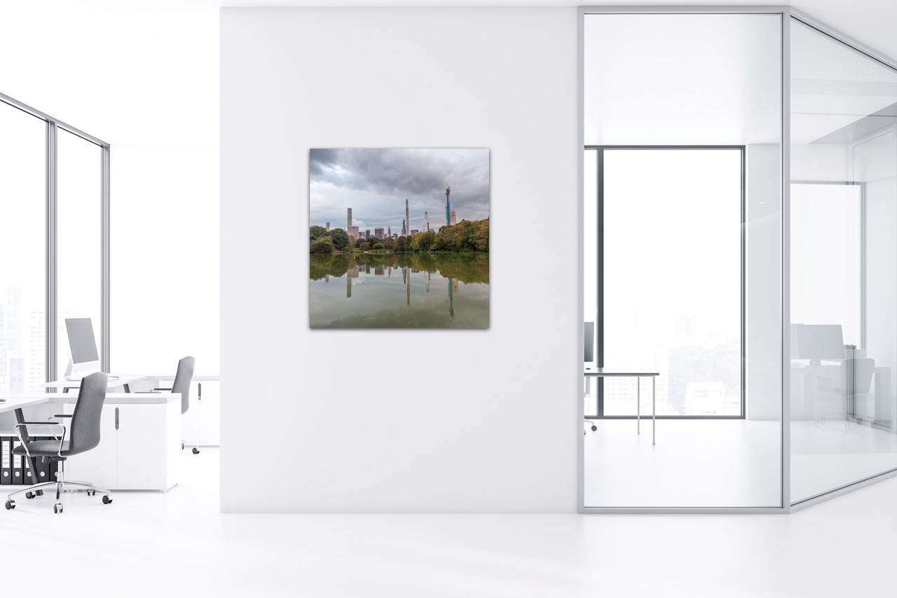 Sample Photo in the Office Sample Photo in the Office